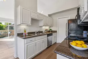 142 Shoreline Ct, Richmond, CA 94804 - Photo 12