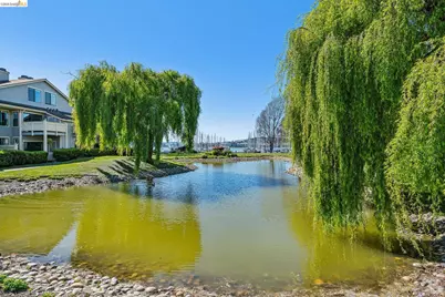 142 Shoreline Ct, Richmond, CA 94804 - Photo 30