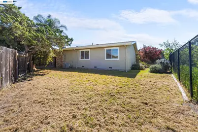 166 San Joaquin Court, Bay Point, CA 94565 - Photo 28