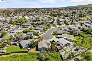 166 San Joaquin Ct, Bay Point, CA 94565 - Photo 36