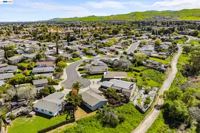 166 San Joaquin Court, Bay Point, CA 94565 - Photo 38