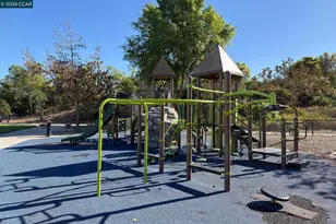 2875 Parkway Dr, Martinez, CA 94553 - Photo 22