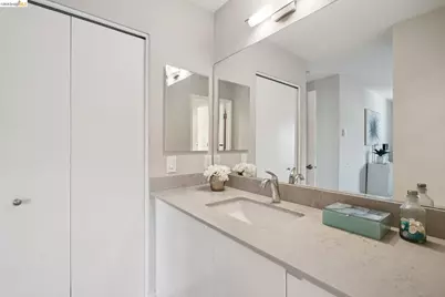 96 Bayside Ct, Richmond, CA 94804 - Photo 20