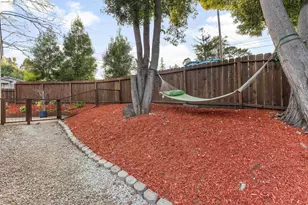 7900 Greenly Dr, Oakland, CA 94605 - Photo 48