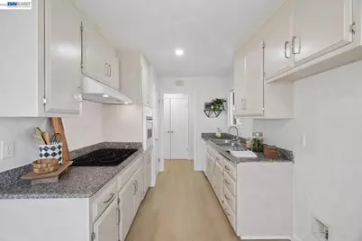 36276 Sandalwood St, Newark, CA 94560 - Photo 4