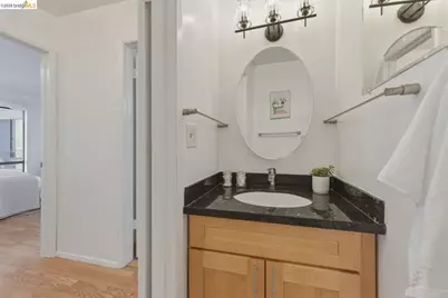6 Commodore Dr #C450, Emeryville, CA 94608 - Photo 26