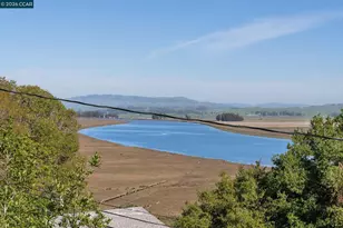 66 Bridge Rd, Novato, CA 94945 - Photo 48