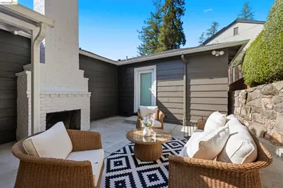 5701 Snake Rd, Oakland, CA 94611 - Photo 16