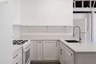 3403 Harlan St, Oakland, CA 94608 - Photo 24