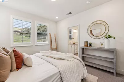 28957 Ashwell Ave, Hayward, CA 94544 - Photo 38