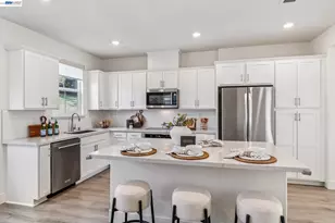 28957 Ashwell Ave, Hayward, CA 94544 - Photo 14