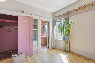 2015 50th Ave, Oakland, CA 94601 - Photo 16