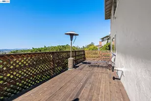 8445 Aster Ave, Oakland, CA 94605 - Photo 24