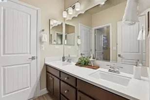 215 Cara Ct, Mountain House, CA 95391 - Photo 28