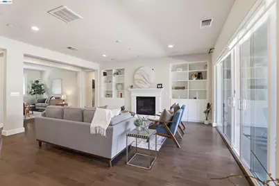 215 Cara Ct, Mountain House, CA 95391 - Photo 10