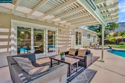 33 El Molino Dr, Clayton, CA 94517 - Photo 32