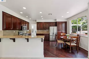 25318 Buckeye Dr, Castro Valley, CA 94552 - Photo 14