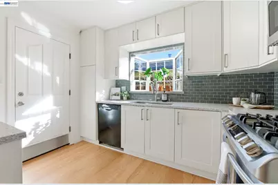 38157 Parkmont Dr, Fremont, CA 94536 - Photo 22