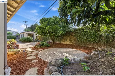 38157 Parkmont Dr, Fremont, CA 94536 - Photo 14