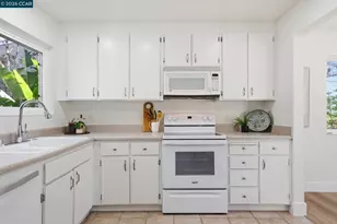 4852 Starflower Dr, Martinez, CA 94553 - Photo 20