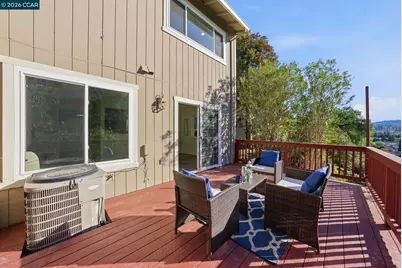 4852 Starflower Dr, Martinez, CA 94553 - Photo 32