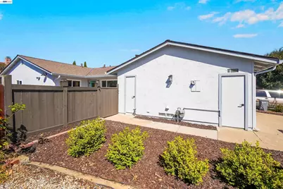 31265 Lily St, Union City, CA 94587 - Photo 38