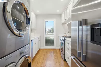1945 Trinity Ave #1, Walnut Creek, CA 94596 - Photo 14
