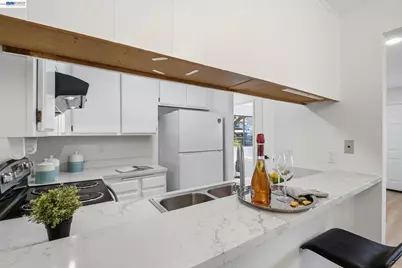 267 Famoso Plz, Union City, CA 94587 - Photo 12