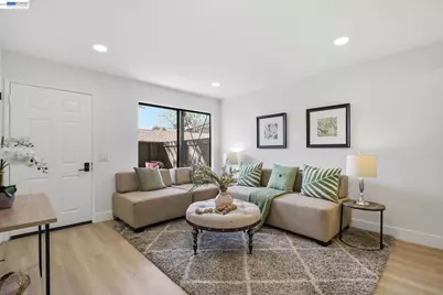 267 Famoso Plz, Union City, CA 94587 - Photo 10