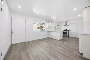 3511 Gray St, Oakland, CA 94601 - Photo 2
