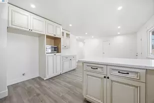 3511 Gray St, Oakland, CA 94601 - Photo 4