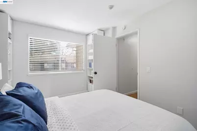 245 Famoso Plz, Union City, CA 94587 - Photo 18