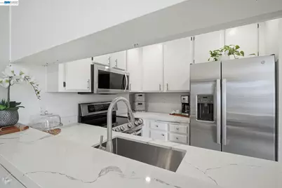 245 Famoso Plz, Union City, CA 94587 - Photo 10