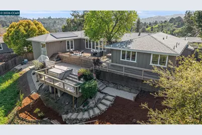 102 Hillcrest Dr, Orinda, CA 94563 - Photo 40