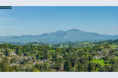 102 Hillcrest Dr, Orinda, CA 94563 - Photo 46