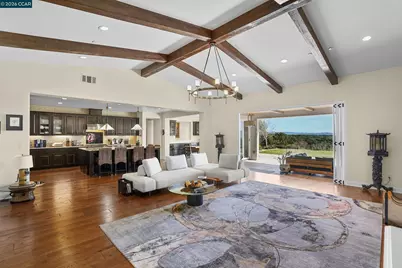 372 Falcon Crest Dr, Lompoc, CA 93436 - Photo 6