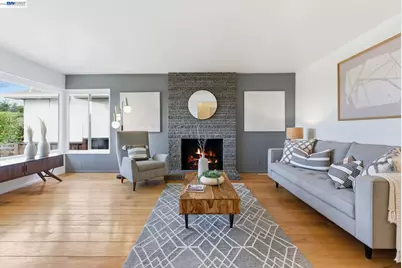 2724 Benedict Dr, San Leandro, CA 94577 - Photo 2