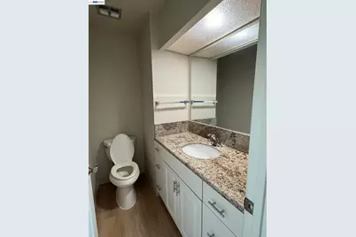 3211 Phoenix Ln, Alameda, CA 94502 - Photo 6