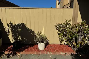 3211 Phoenix Ln, Alameda, CA 94502 - Photo 16