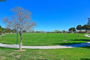 2617 Tampico Dr, Pittsburg, CA 94565 - Photo 52