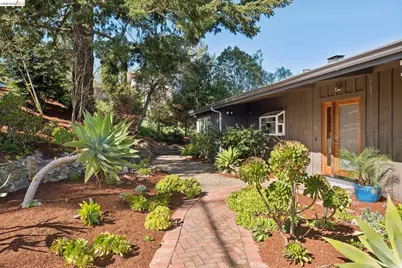 3500 Rubin Dr, Oakland, CA 94602 - Photo 4
