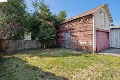 5339 Princeton St, Oakland, CA 94601 - Photo 56