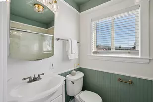 5339 Princeton St, Oakland, CA 94601 - Photo 46