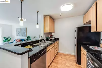 6400 Christie Ave #5209, Emeryville, CA 94608 - Photo 12