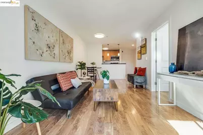 6400 Christie Ave #5209, Emeryville, CA 94608 - Photo 2