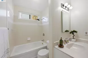 32301 Ruth Ct, Union City, CA 94587 - Photo 18