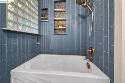 1368 Ridgecrest Rd, Pinole, CA 94564 - Photo 36