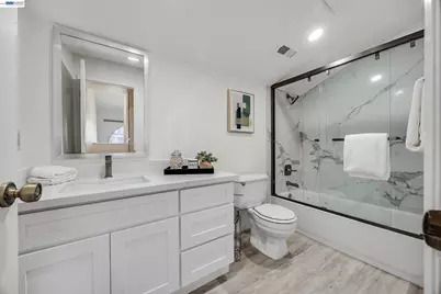 386 Garden Cmn, Livermore, CA 94551 - Photo 16