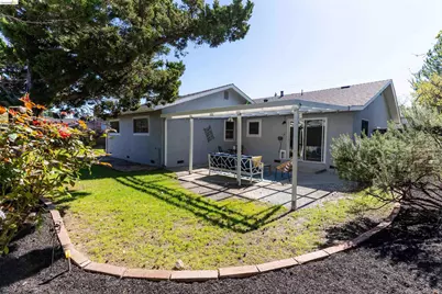 410 Fensalir Ave, Pleasant Hill, CA 94523 - Photo 24