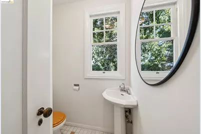 1412 Oxford St, Berkeley, CA 94709 - Photo 24